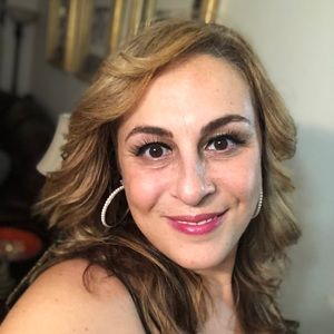 Meet your Posher, Toni